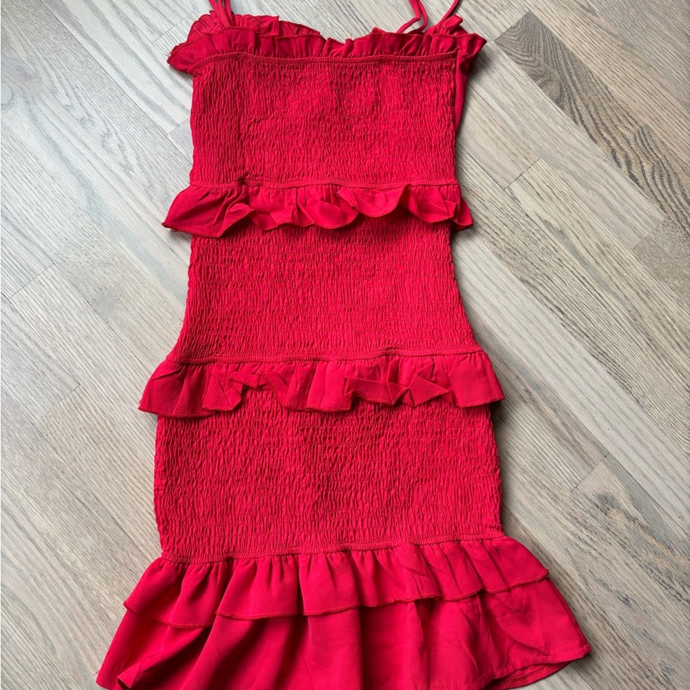 ThatsSoFetch Red Ruched Smocked Ruffle Mini Dress Size Small - Picture 3 of 8